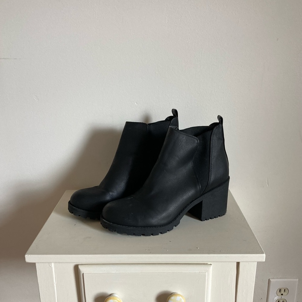 Dirty Laundry Black Faux Leather Boots Size 10